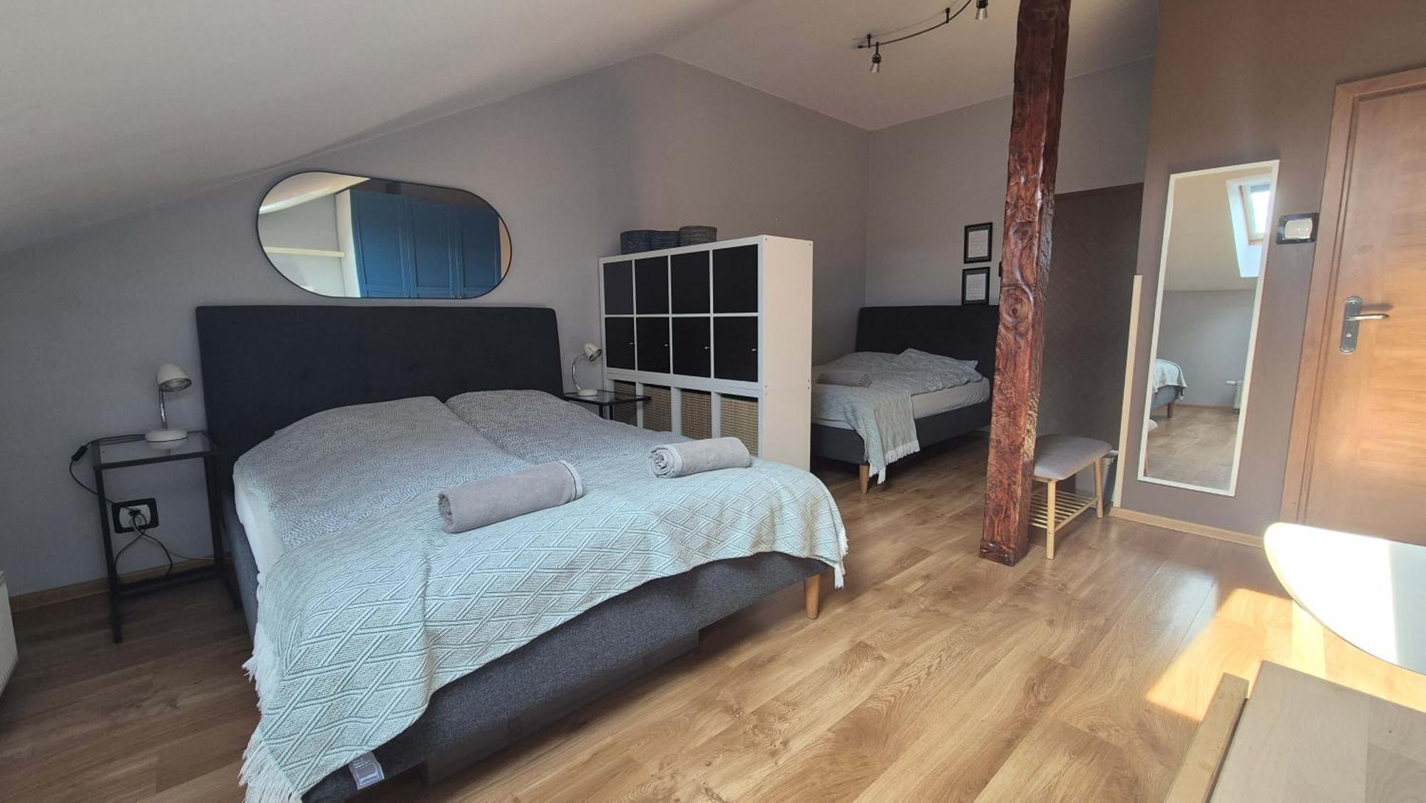 Oświęcim Guesthouse Prusa 7 מראה חיצוני תמונה